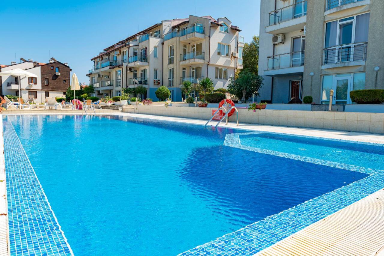 Menada Apolon Apartments 소조폴 외부 사진